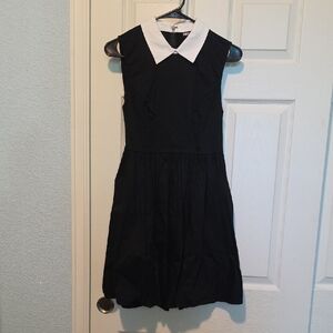 HOTTOPIC Black and White Sleeveless collar Dress